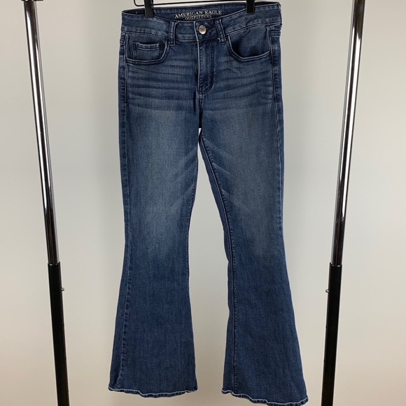 American Eagle Outfitters Denim - American Eagle Hi Rise Artist Flare Sz 6